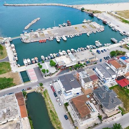 Apartments Nera Paralia-Apartment With Sea View Exterior photo