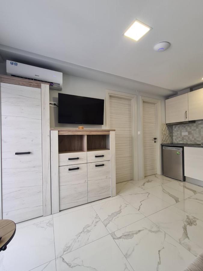 Apartments Nera Paralia-Apartment With Sea View Exterior photo