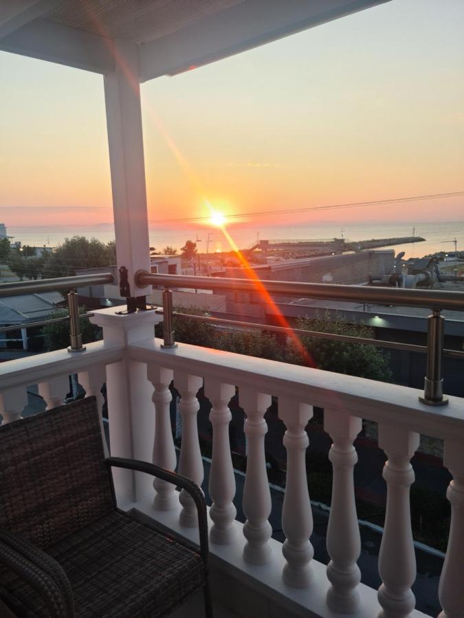 Apartments Nera Paralia-Apartment With Sea View Exterior photo